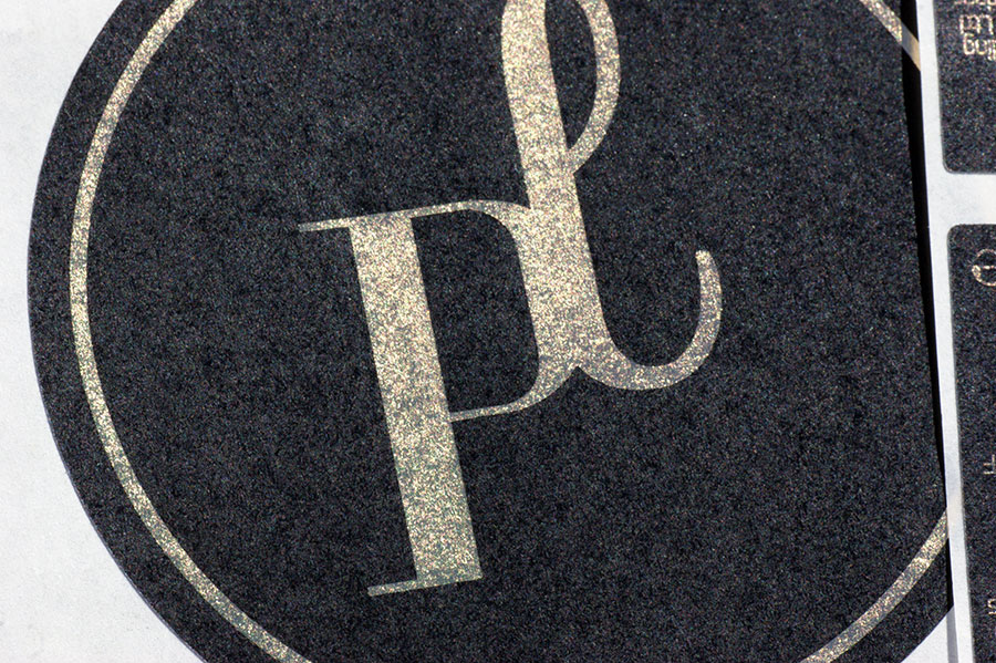 Black-Paper-Label-closeup